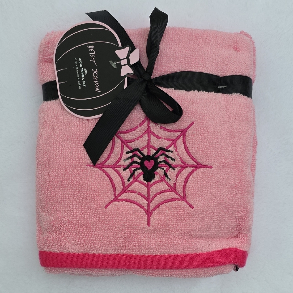 Betsey Johnson Pink Halloween Hand Towel Set Spider Web Heart Hot Pink NWT